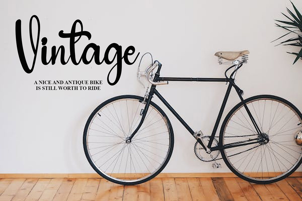 Easter Day, a Handwritten Font by InermediaSTUDIO (Photo 2 of 7)