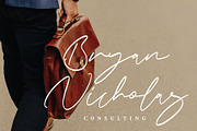 Nathasa Signature Font, a Handwritten Font by RantautypeStudio (Thumbnail 10 of 15)