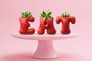Strawberry Delight Font, a Serif Font by Handmadefont (Thumbnail 5 of 14)