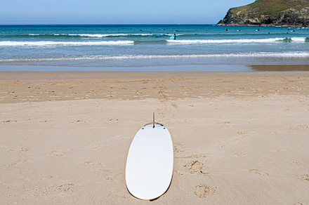 Surf board on the sand on the beach, a Sports & Recreation Photo by Joe McUbed