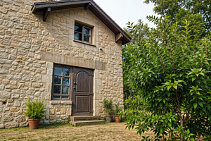 Rustic stone house, a Photo by rarrarorro