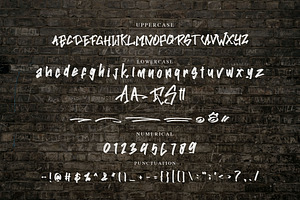 Aick's Robers - Graffiti Font