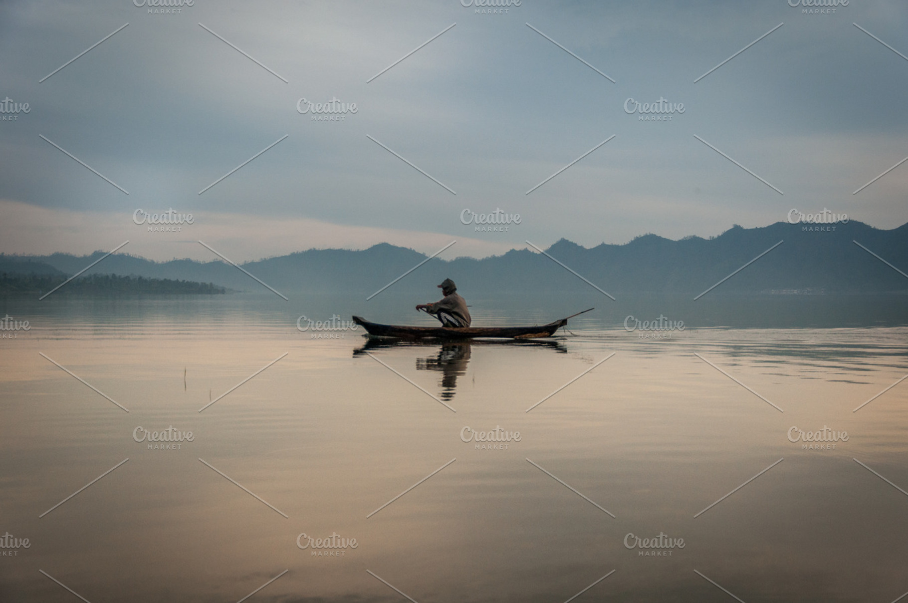 Boat man, a Background Photo by Camera Obscura