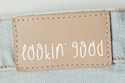 Quirky Handwritten Font Cute Flowers, a Handwritten Font by Kaya Fonts (Thumbnail 15 of 32)