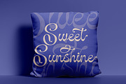 Glaritza Script, a Script Font by Suza Studio (Thumbnail 6 of 10)