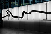 Digital Screen Advertising Mockup, an Advertising Mockup by Renderteam (Thumbnail 5 of 12)