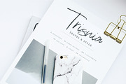 Hekian Signature Brush, a Handwritten Font by Eltypesstudio (Thumbnail 8 of 12)