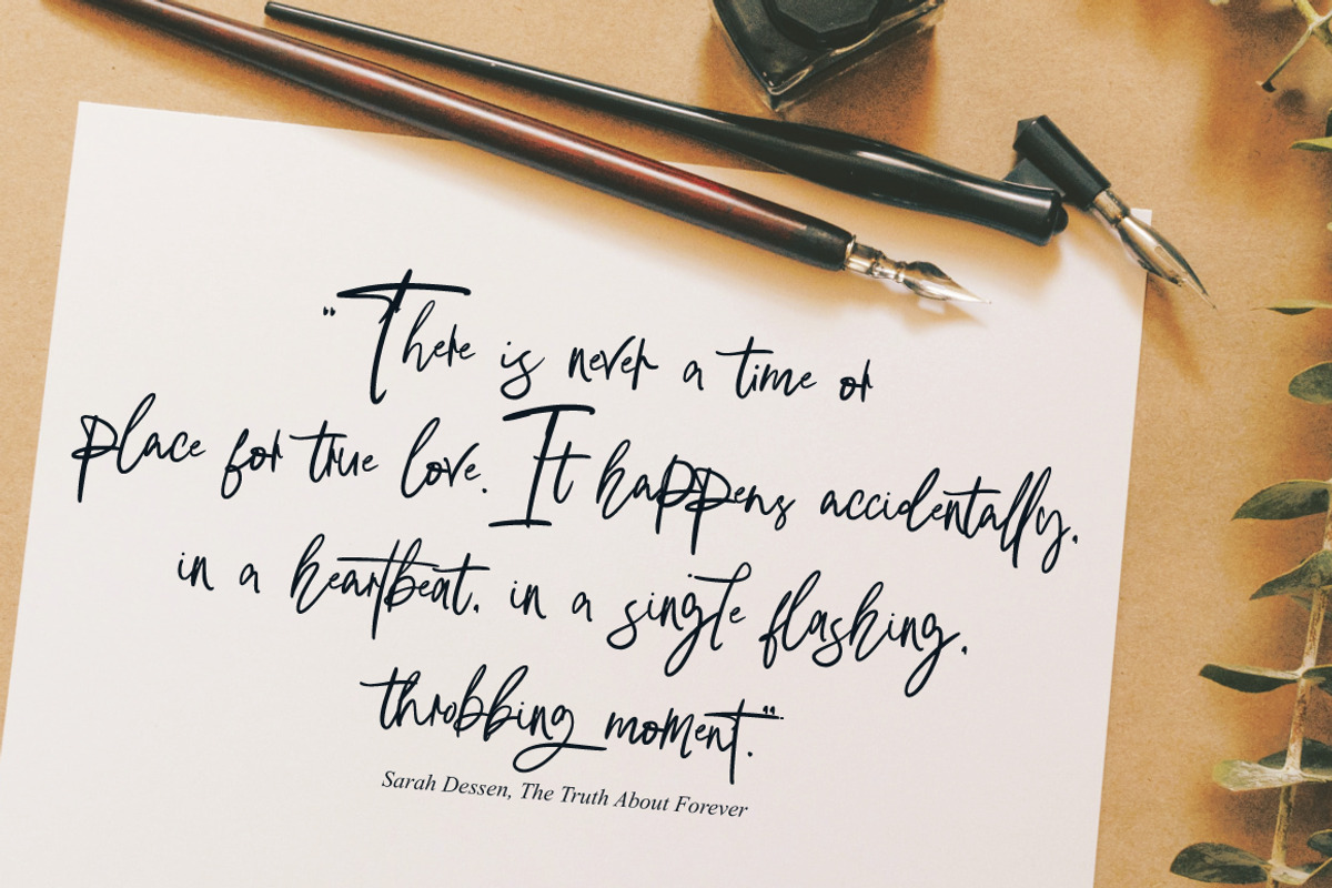 Rasimera - Handwritten Signature, a Handwritten Font by tebaltipislab (Photo 4 of 10)