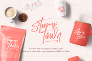 Hellocity, a Script Font by Design Dukkan (Thumbnail 3 of 17)