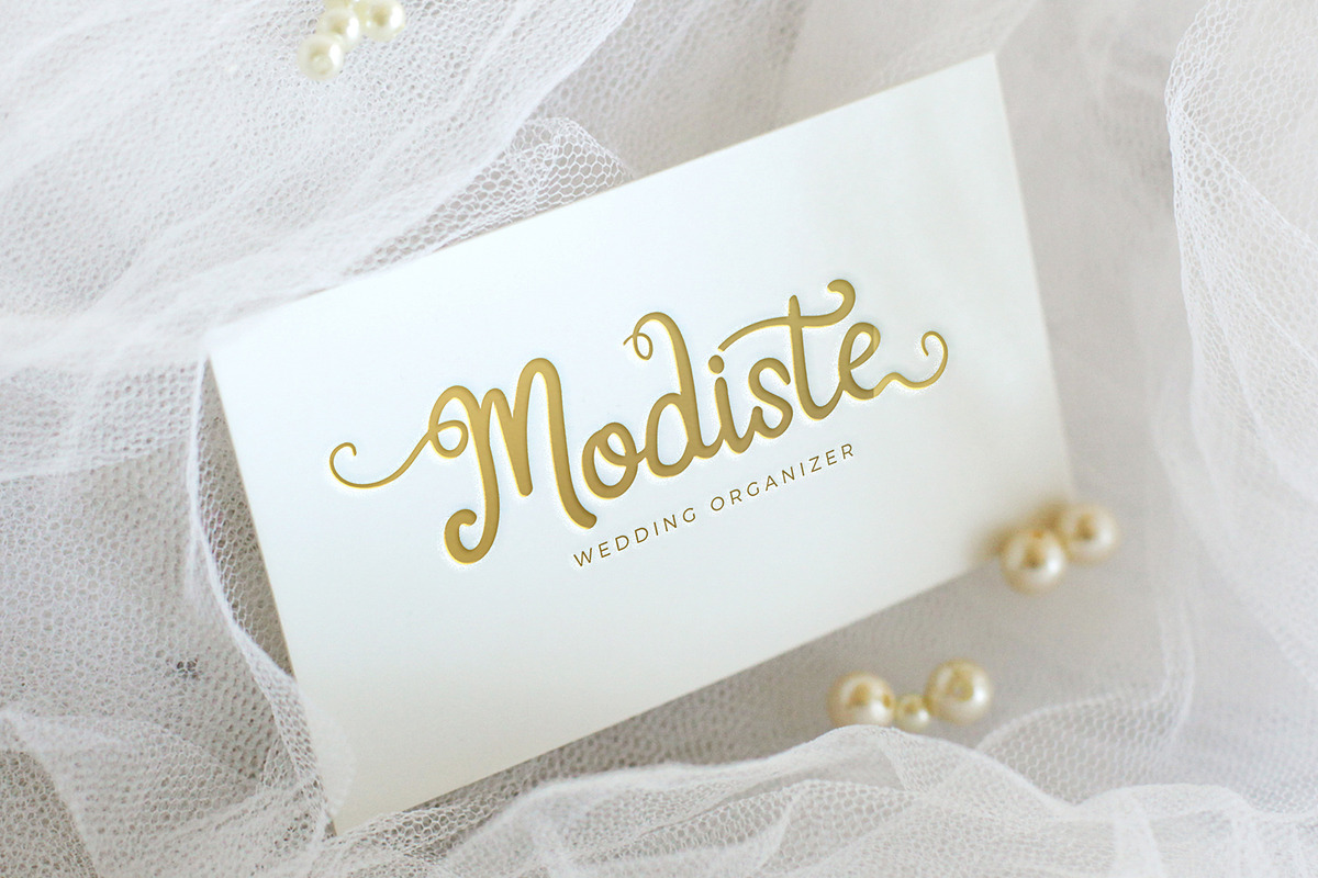 Gardena Script Font preview 4