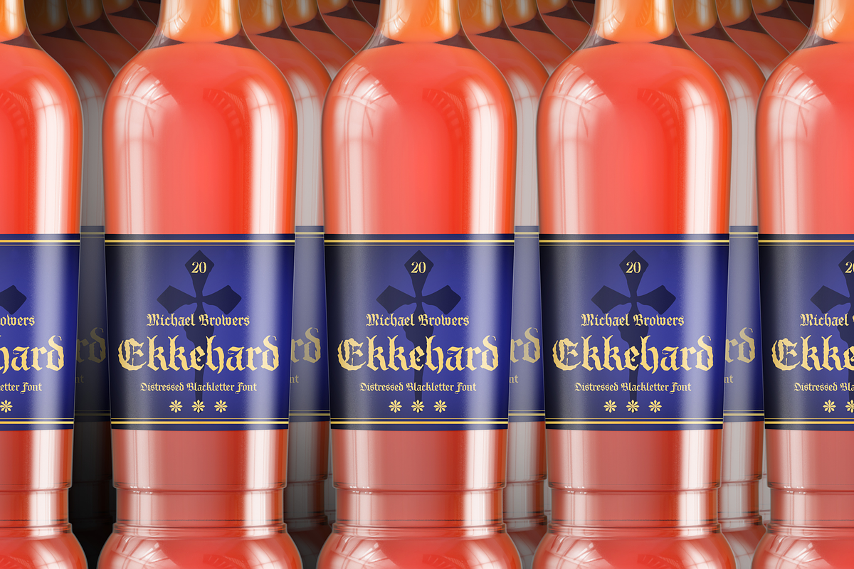 Ekkehard Font preview 3