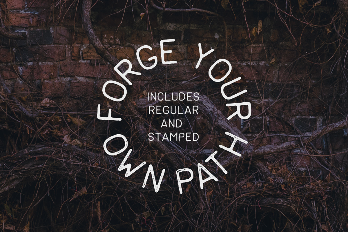 STRUX - Hand-crafted font preview 2