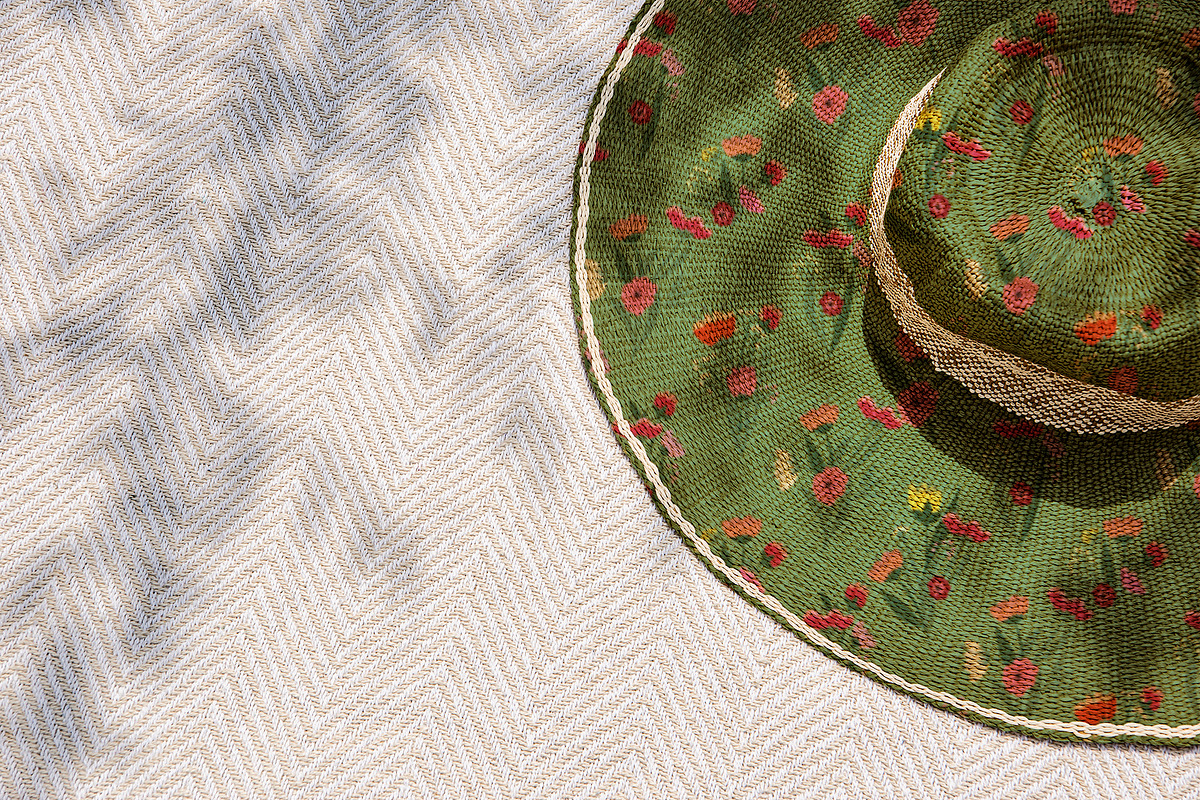 48 vector floral patterns, a Pattern Graphic by Alena Stoyko design (Photo 2 of 19)