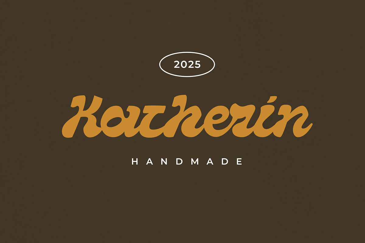 Reyalin Vintage Script Font, a Handwritten Font by RantautypeStudio (Photo 5 of 15)