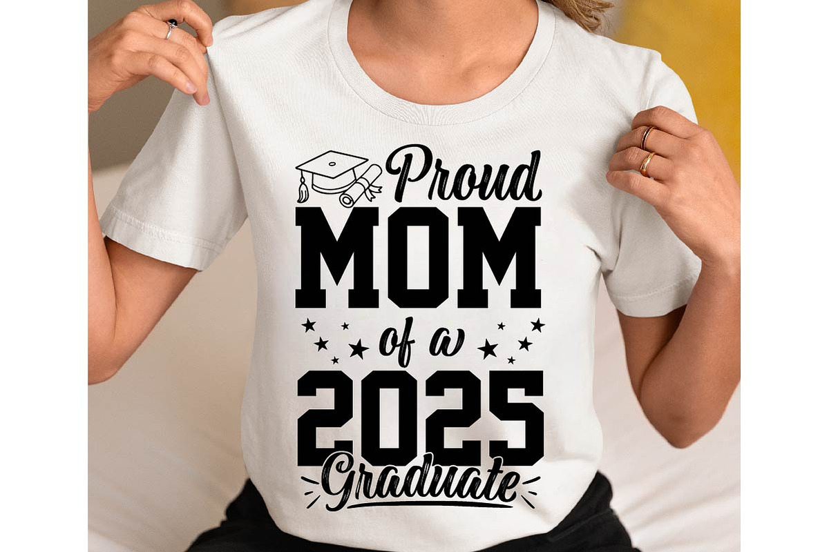 Proud Mom Graduate 2025 Svg, an Object Graphic by Digi_Design_World (Photo 2 of 7)