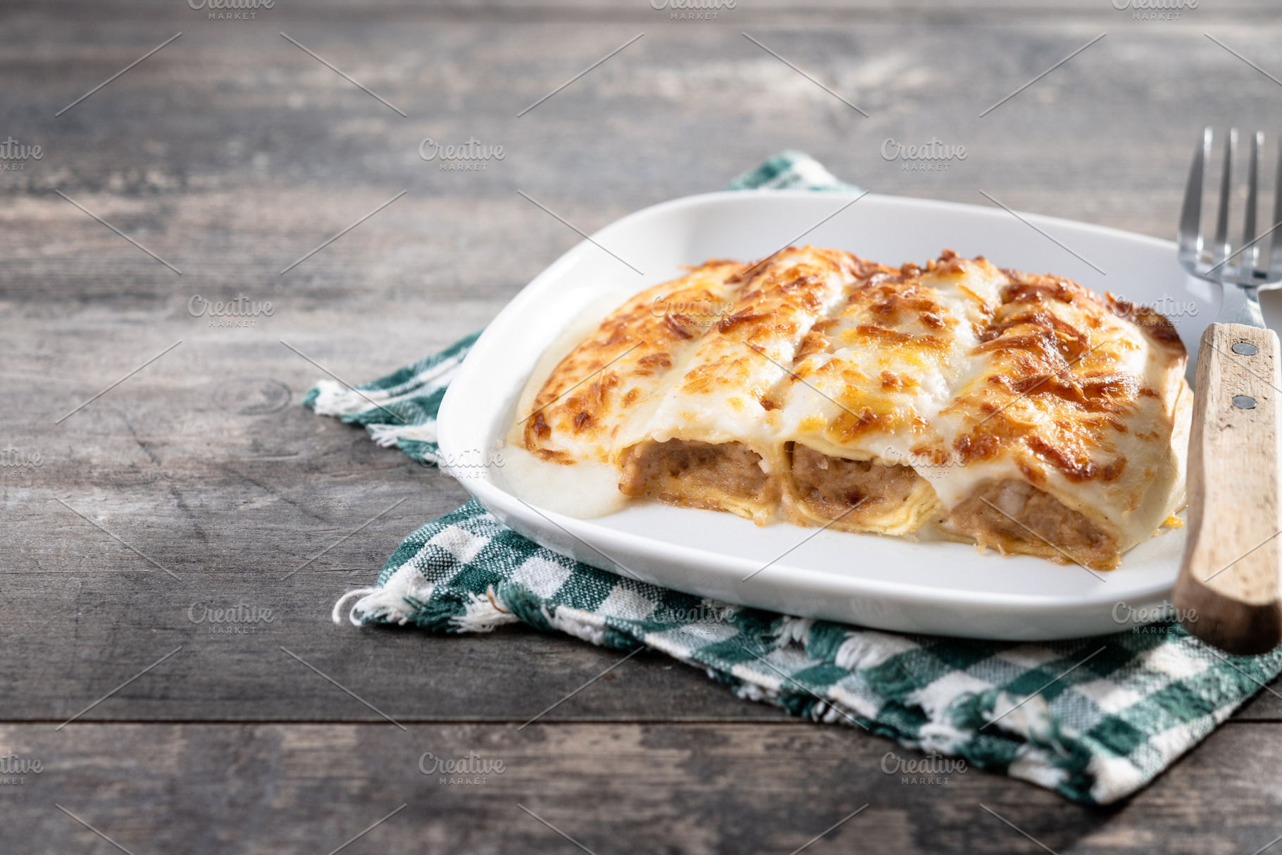 Baked Cannelloni with Cheese and Béchamel Sauce, a Food & Drink Photo by etorres69