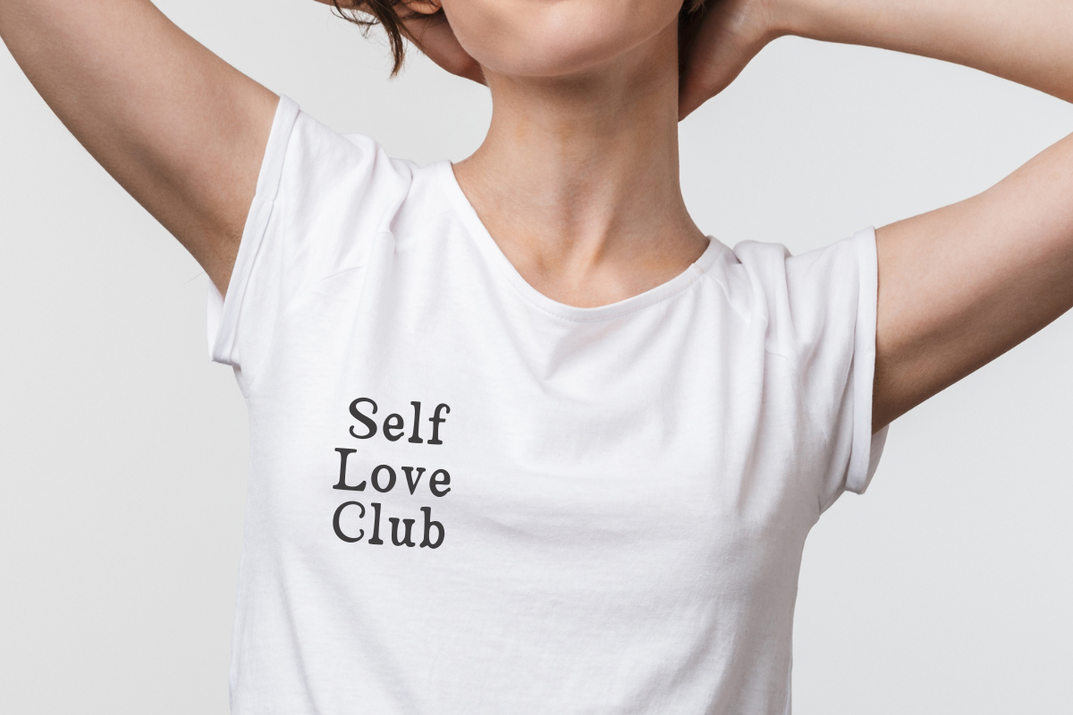 Rosetype - Handmade Typewriter Font, a Serif Font by SaktiAvellin (Photo 5 of 7)
