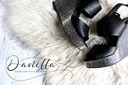 Calia Macitta Black Friday, a Script Font by MissinkLab Studio (Thumbnail 3 of 8)