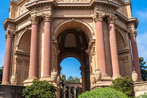 Palace of Fine Arts surrounded by greenery in San Francisco, USA, an Architecture Photo by GoodGoods