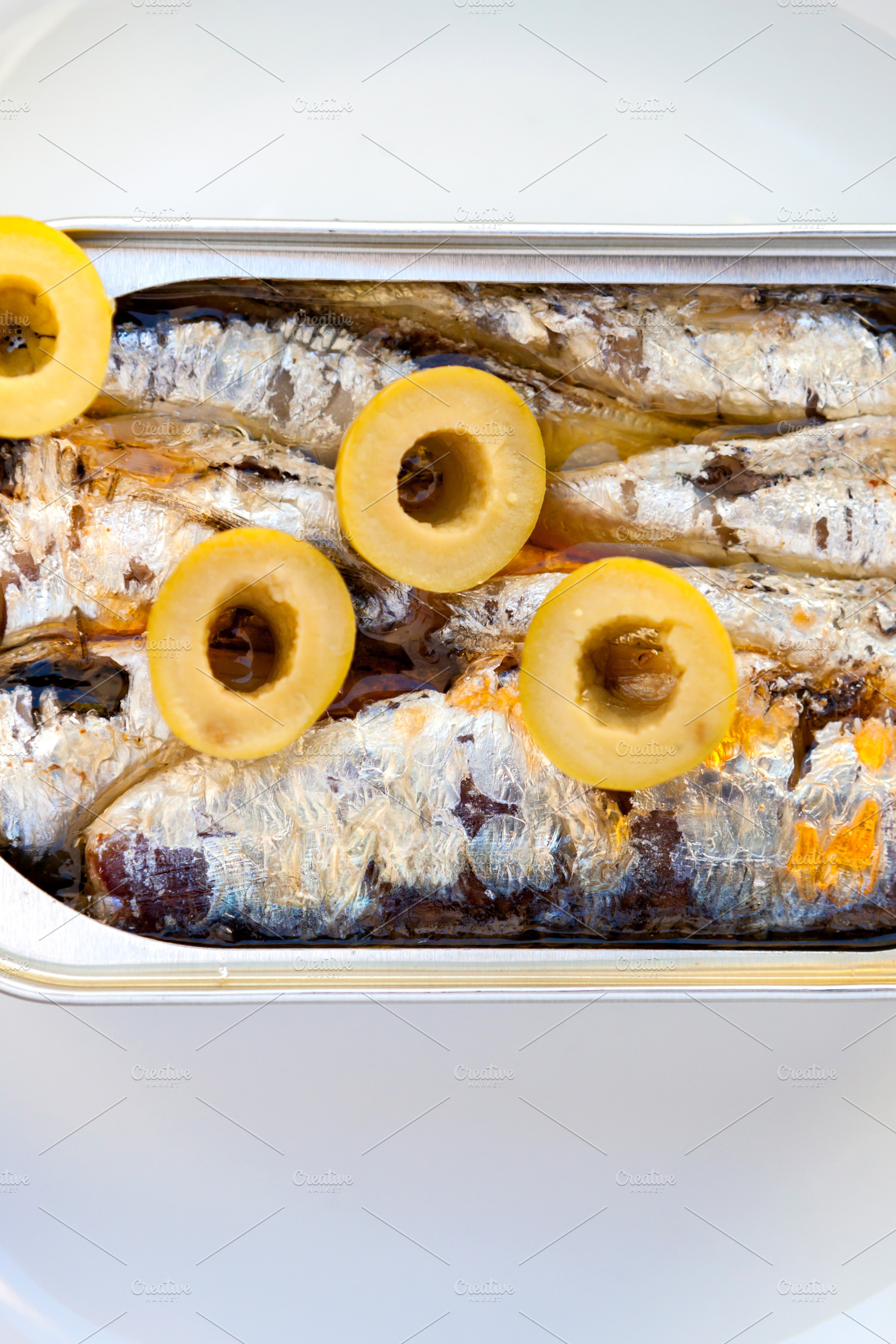 Can of canned oil sardines, a Food & Drink Photo by José Manuel Gelpi