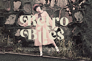 Golden Lush a Retro Glamorous, a Serif Font by Annivers Type (Thumbnail 6 of 10)