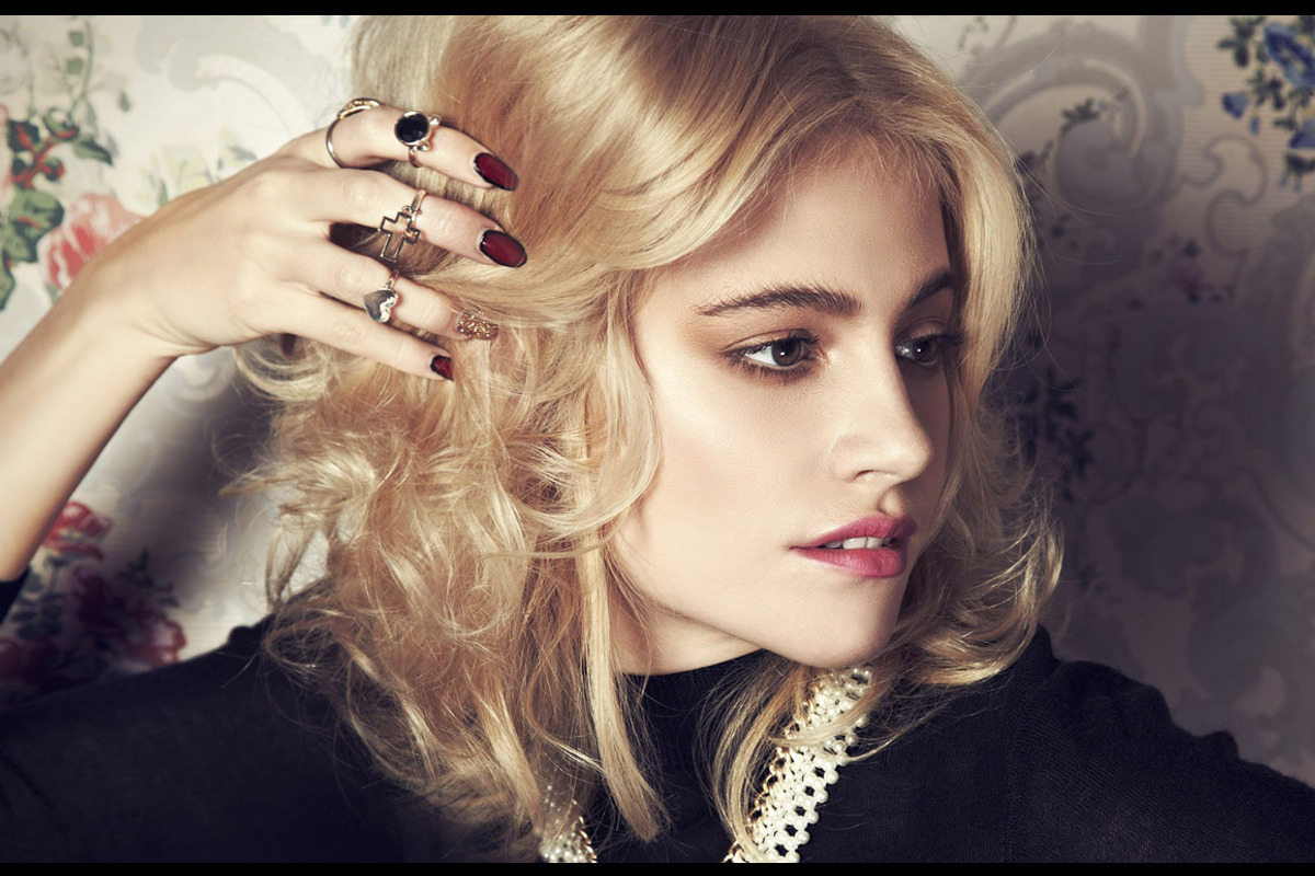 New York Retoucher Photoshop Actions, an Action Add-On by Applied Image (Photo 3 of 4)