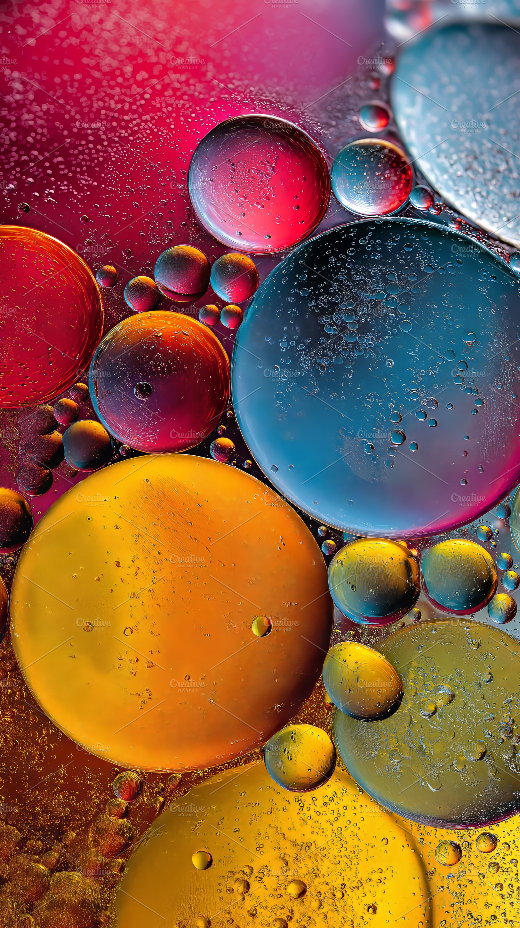 Abstract Oil and Water Bubbles, an Abstract Photo by Ocean Digital Art