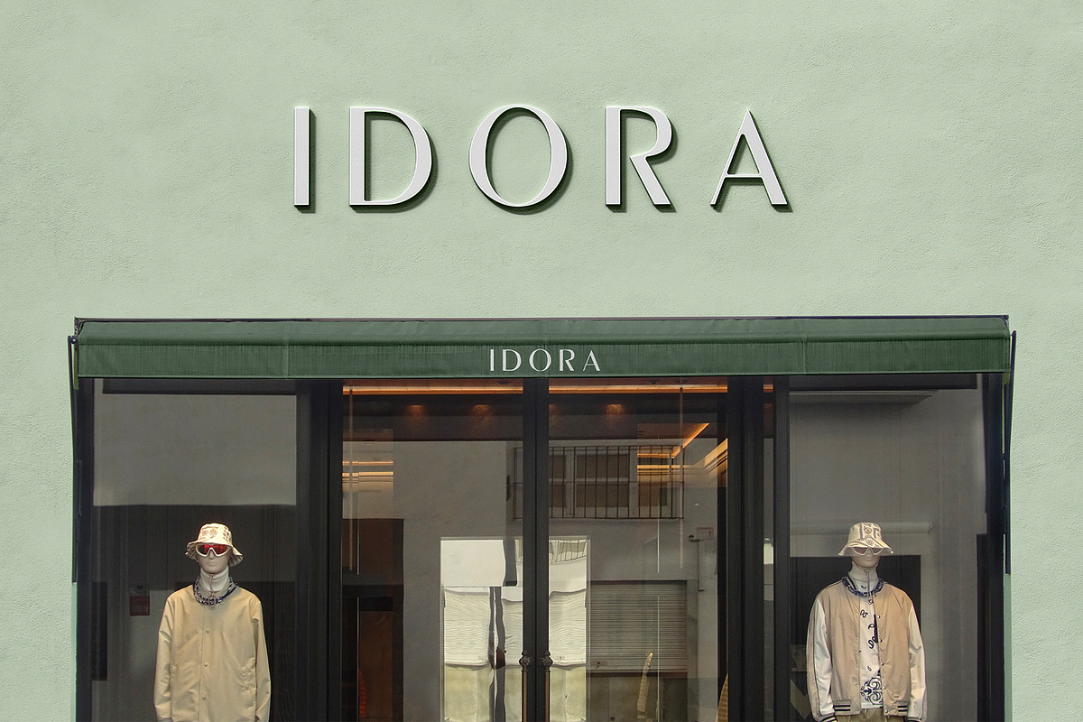 Logo Mockup 3D Sign Luxury Store, an Advertising Mockup by Asylab (Photo 4 of 5)