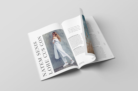 Magazine Mockup