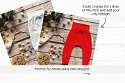 Flatlay Realistic Leggings Mock UP, a Bottom Mockup by Evelyns Illustrations (Thumbnail 3 of 4)