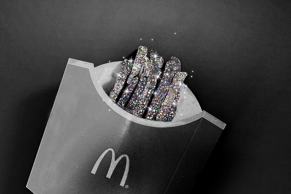 Sparkle Photoshop Instagram Template, a Social Media Template by Photohacklovers (Photo 6 of 6)
