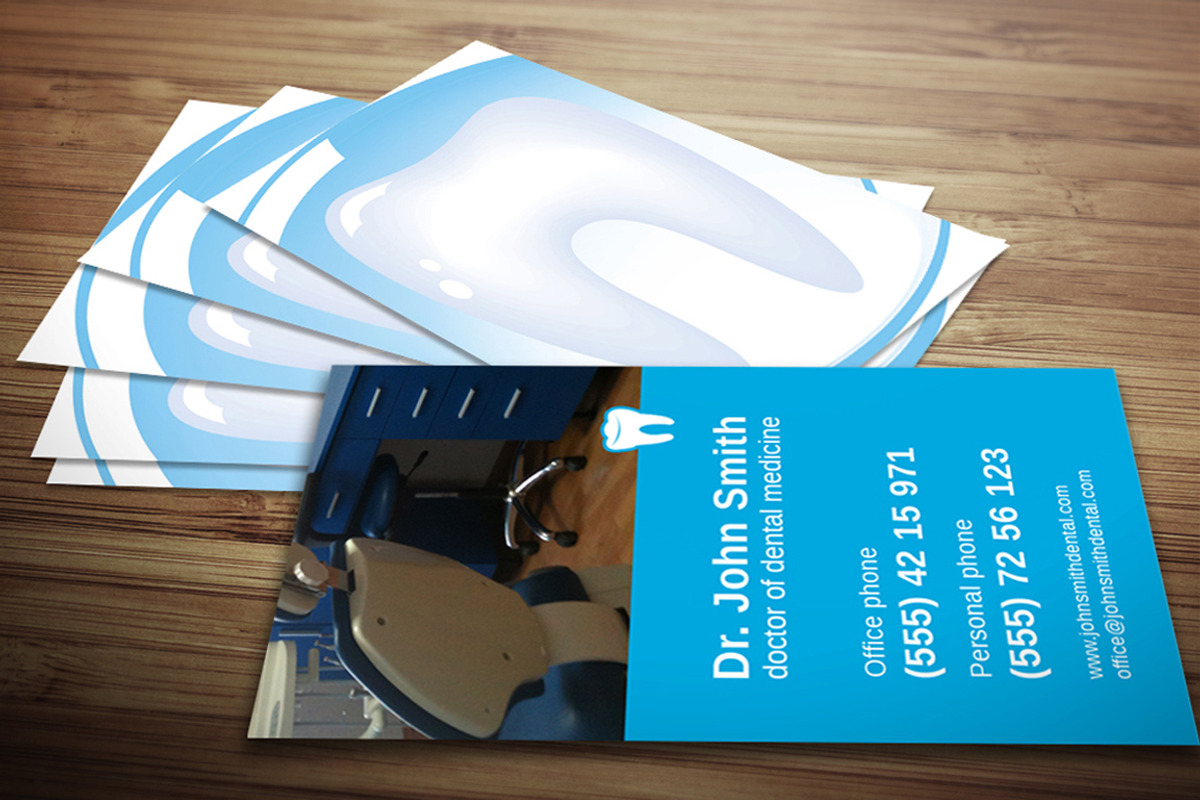 Dentist Business Card, a Business Card Template by Crazyleaf (Photo 1 of 4)