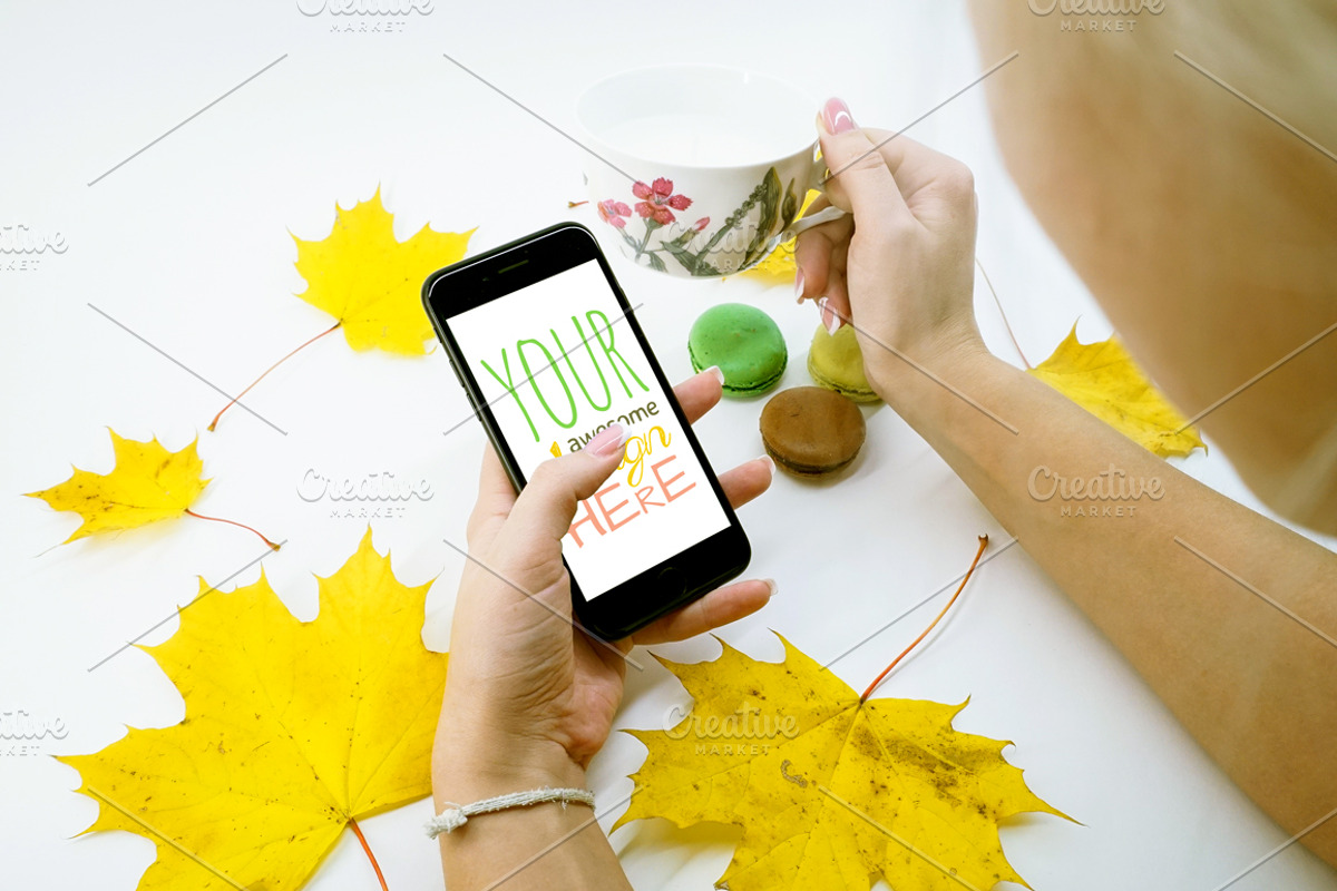 Mock-Up Phone 7 Autumn Macarons 9in1, an iPhone Mockup by EmilGuseinov (Photo 7 of 9)