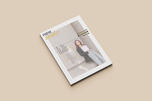 Magazine / Catalog Brochure Mockup 2