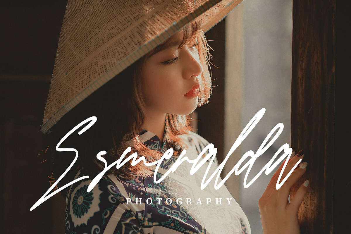 Renastica Modern Script Font, a Script Font by RantautypeStudio (Photo 9 of 15)
