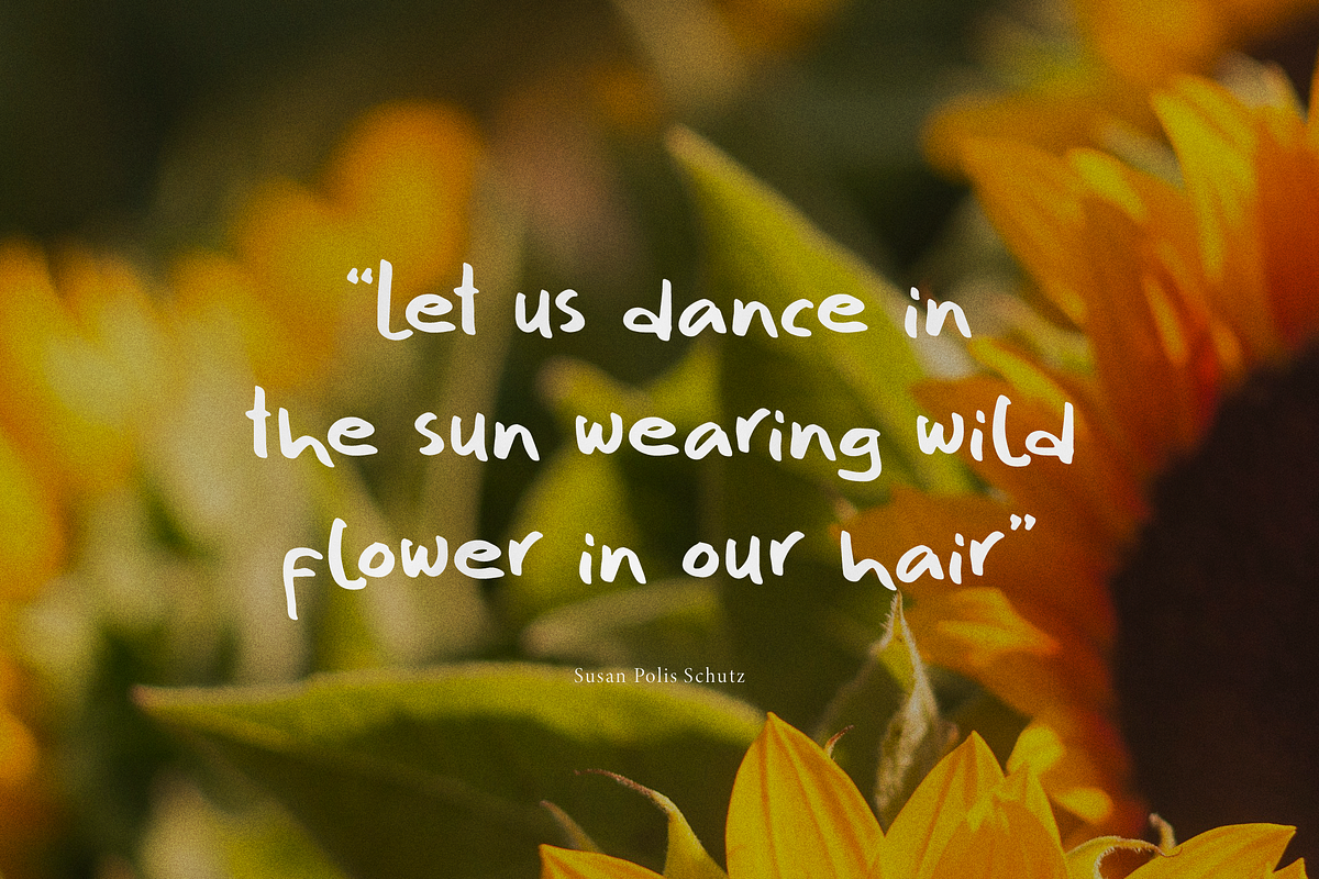 Serella van Houten | Hand Drawn Font, a Handwritten Font by Denustudios (Photo 9 of 15)