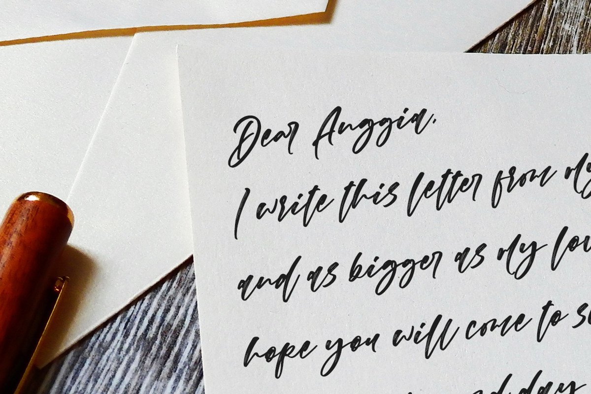 Nighiri - Handbrush Typeface preview 3