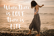 Evelyn, a Script Font by Larin Type Co. (Thumbnail 3 of 9)