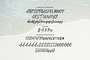 Gesourty Douthes Signature Casual, a Script Font by Maulana Creative (Thumbnail 3 of 7)