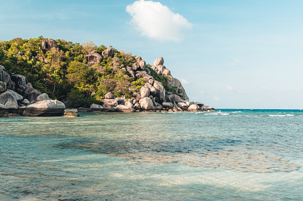 Beach and sea at Koh Tao, Thailand, a Photo by Art Rachen