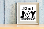 Positive Quotes SVG Bundle, a Graphic by Design's Dark (Thumbnail 5 of 15)