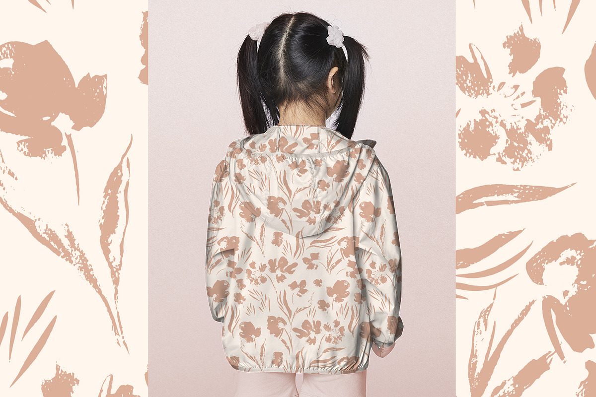 Powder Flower Prints, a Pattern Graphic by MalyskaStudio (Photo 13 of 13)