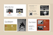 Social Media Presentation Template, a Presentation Template by MightyDesign (Thumbnail 3 of 8)