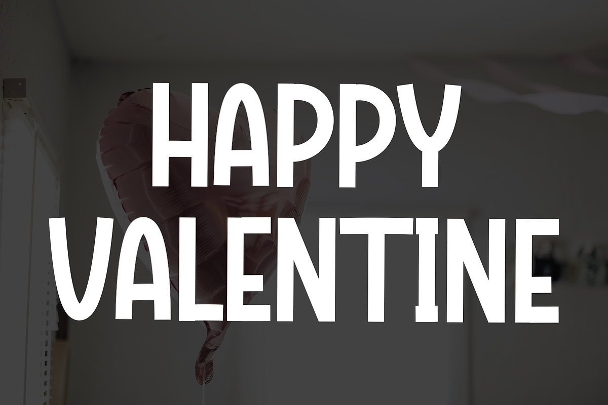 Elegant Valentine, a Serif Font by InermediaSTUDIO (Photo 7 of 8)