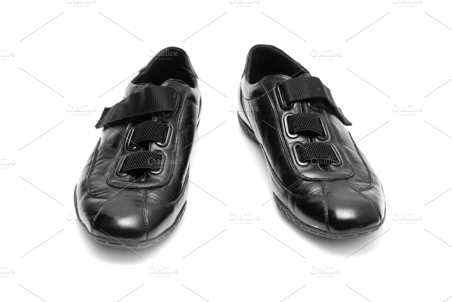 Black shoe isolated, a Photo by saiko3p
