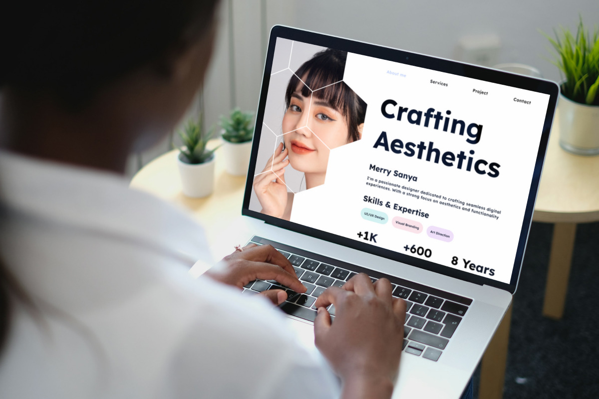 Merry Sanya - Portfolio Landing Page, a Landing Page Template by twinstd (Photo 5 of 5)