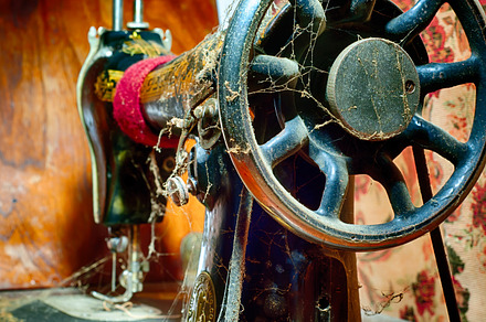 Old Sewing Machine preview 6
