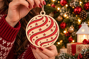 Christmas Wave Stars Ornament SVG, an Object Graphic by Libby Wishes (Thumbnail 1 of 3)