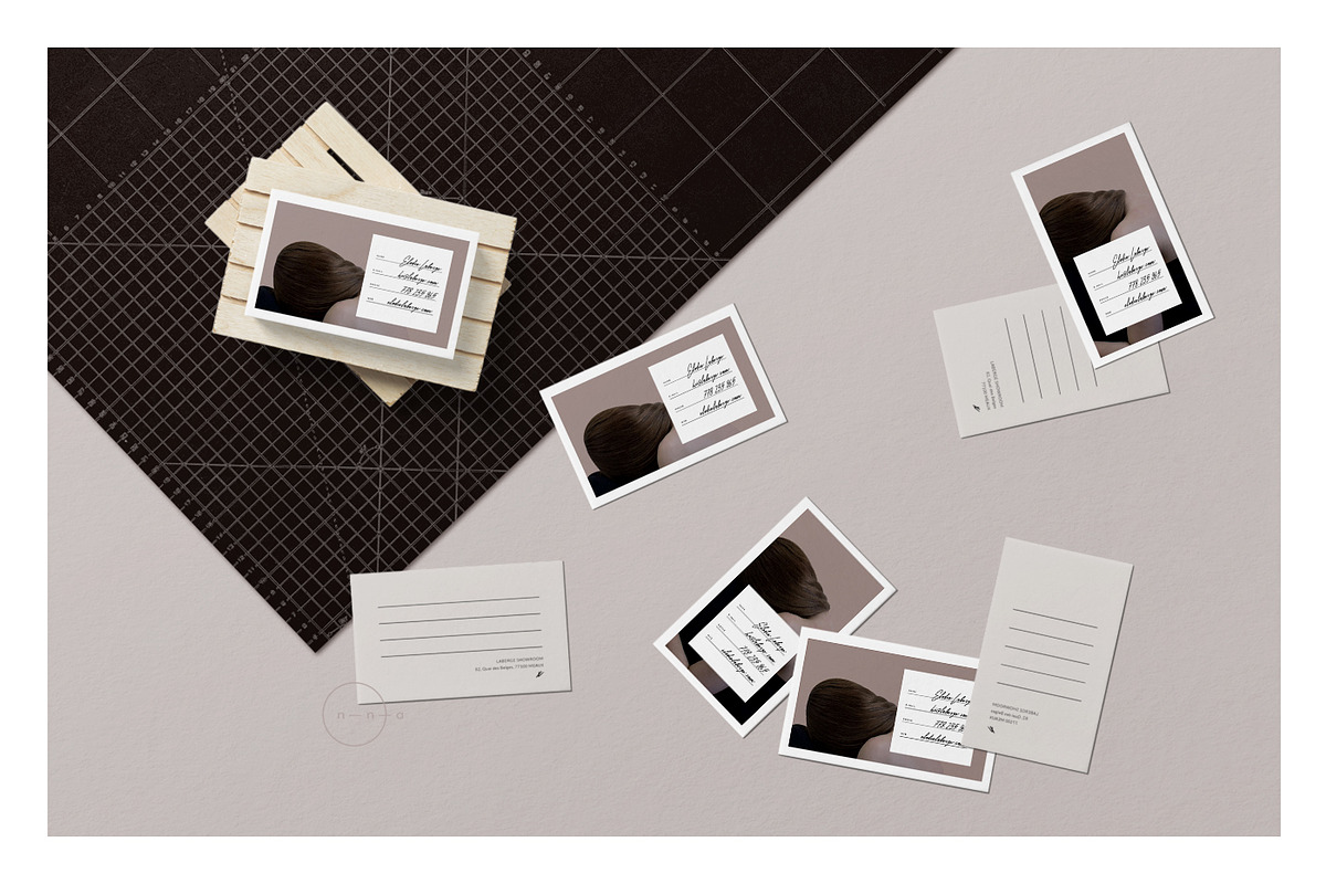 Set of 2 Business Cards • Élodie, a Business Card Template by Nonola (Photo 3 of 4)