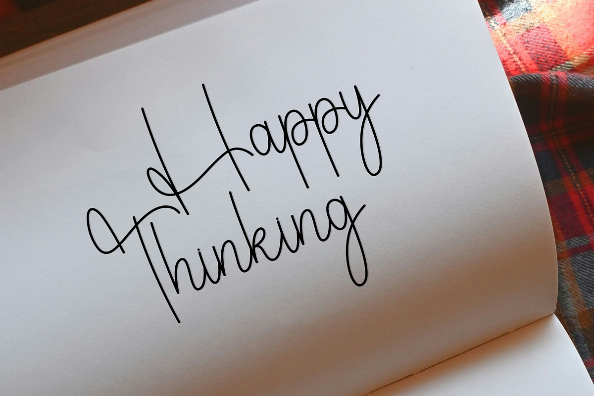 Friendstar, a Handwritten Font by InermediaSTUDIO (Photo 4 of 8)